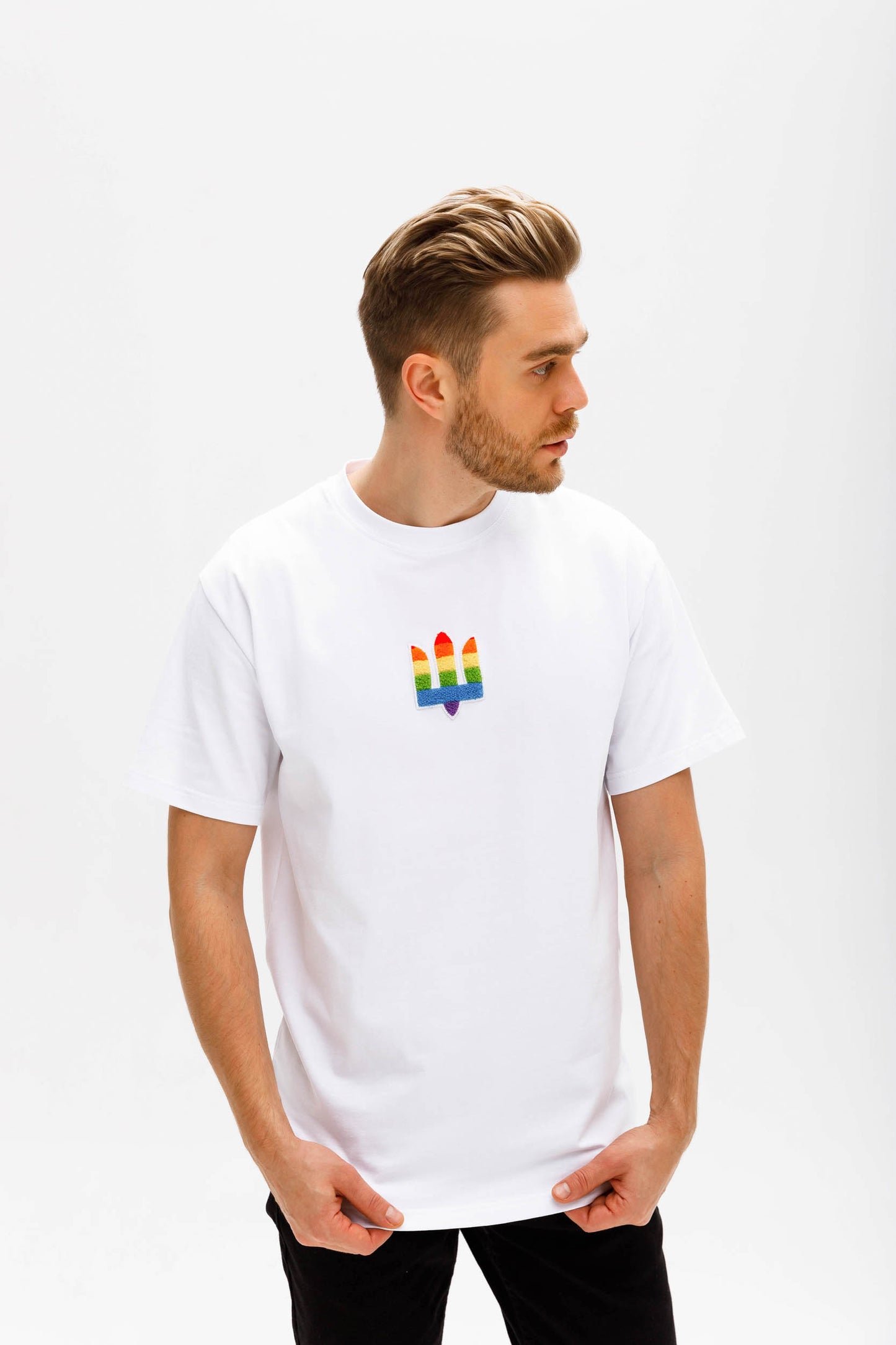 PRIDE Tryzub-T-Shirt